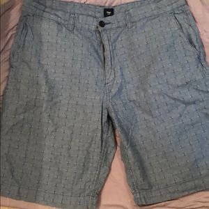 Men’s 38” Gap Shorts